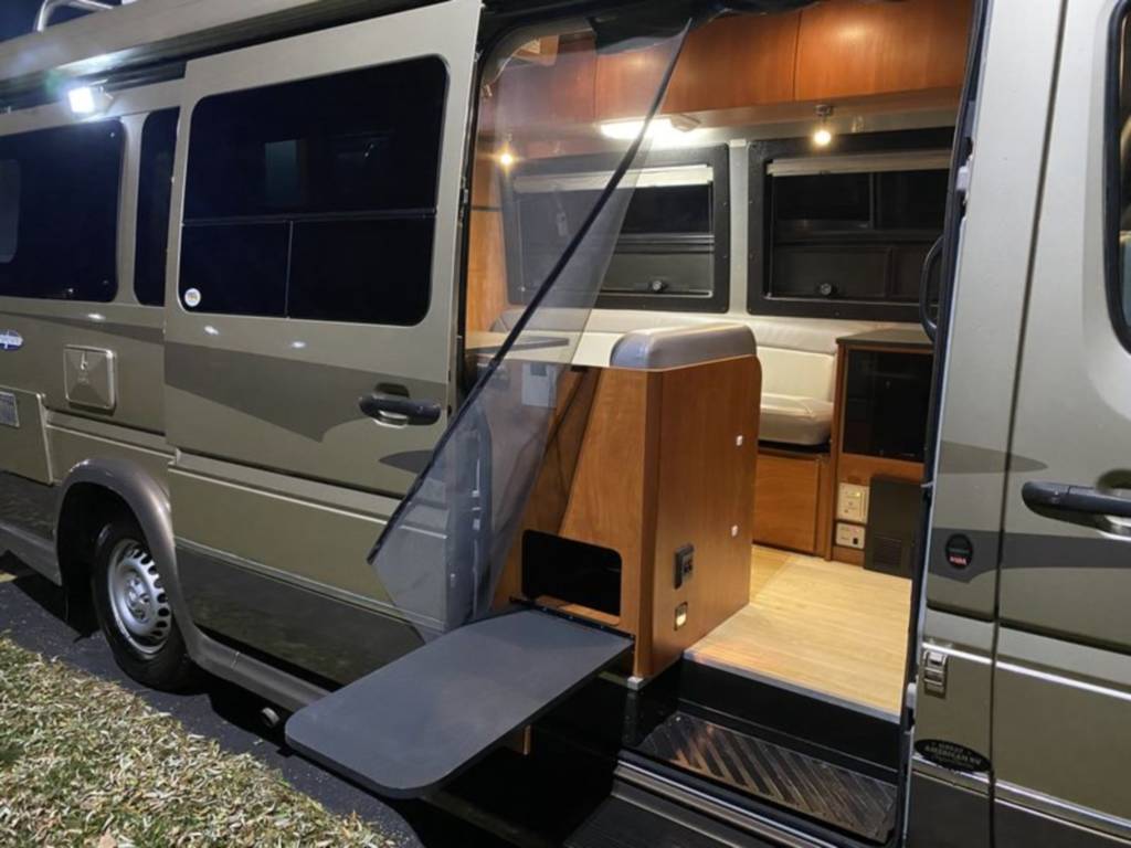 2004 Airstream Interstate Gold Edition
